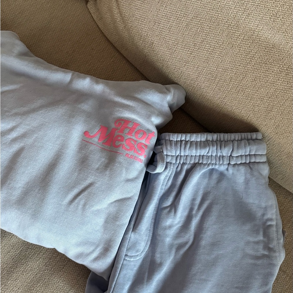 Alix Earl Hot Mess | Sweat Set